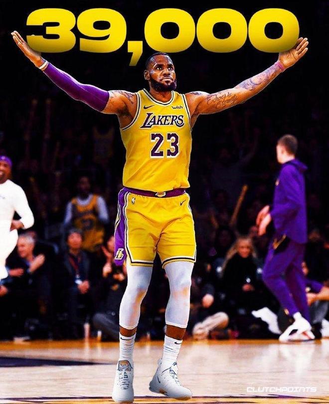 爱游戏官网-詹姆斯重返赛场,最后时刻胜出首场状态出色,热火观众沸腾!的简单介绍