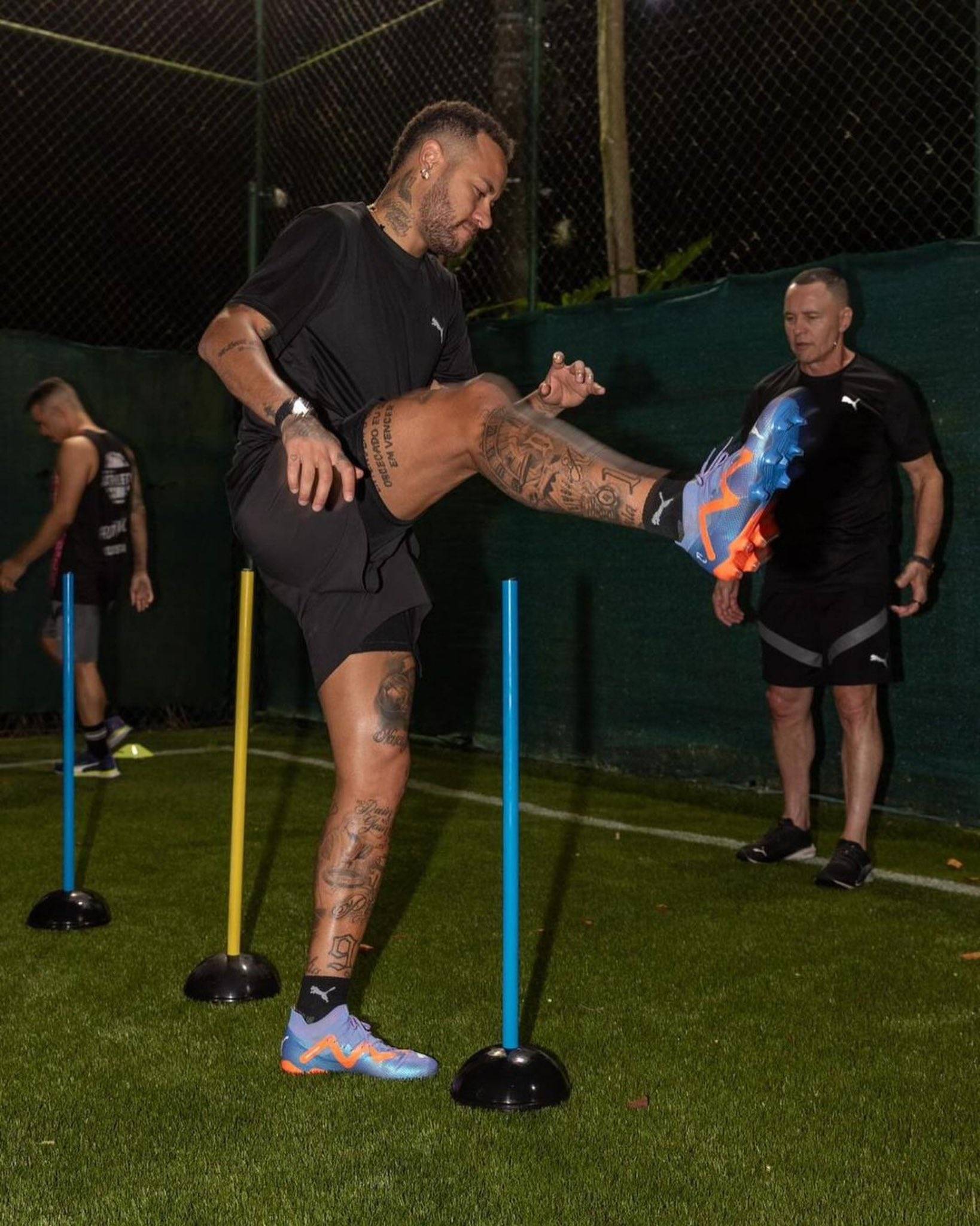 AIYOUXI-包含内马尔连续三场比赛得分超过出色发挥，切尔西不断突破！的词条